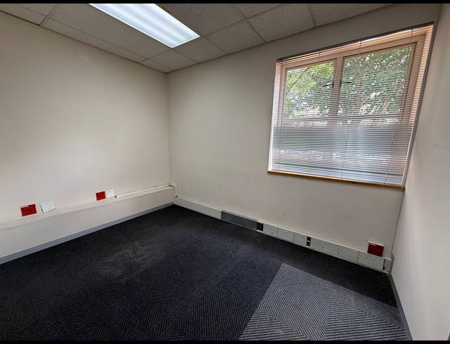 313M² OFFICE TO LET IN RIVIERA